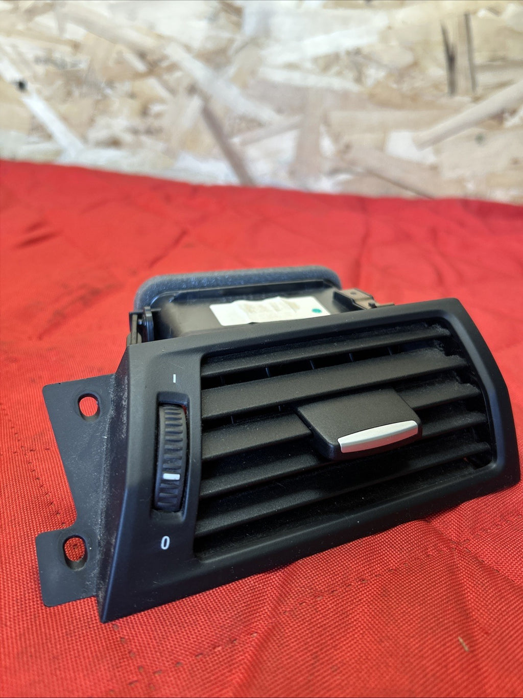 2011-2017 BMW X3 -RIGHT DASH AIR VENT 9217441