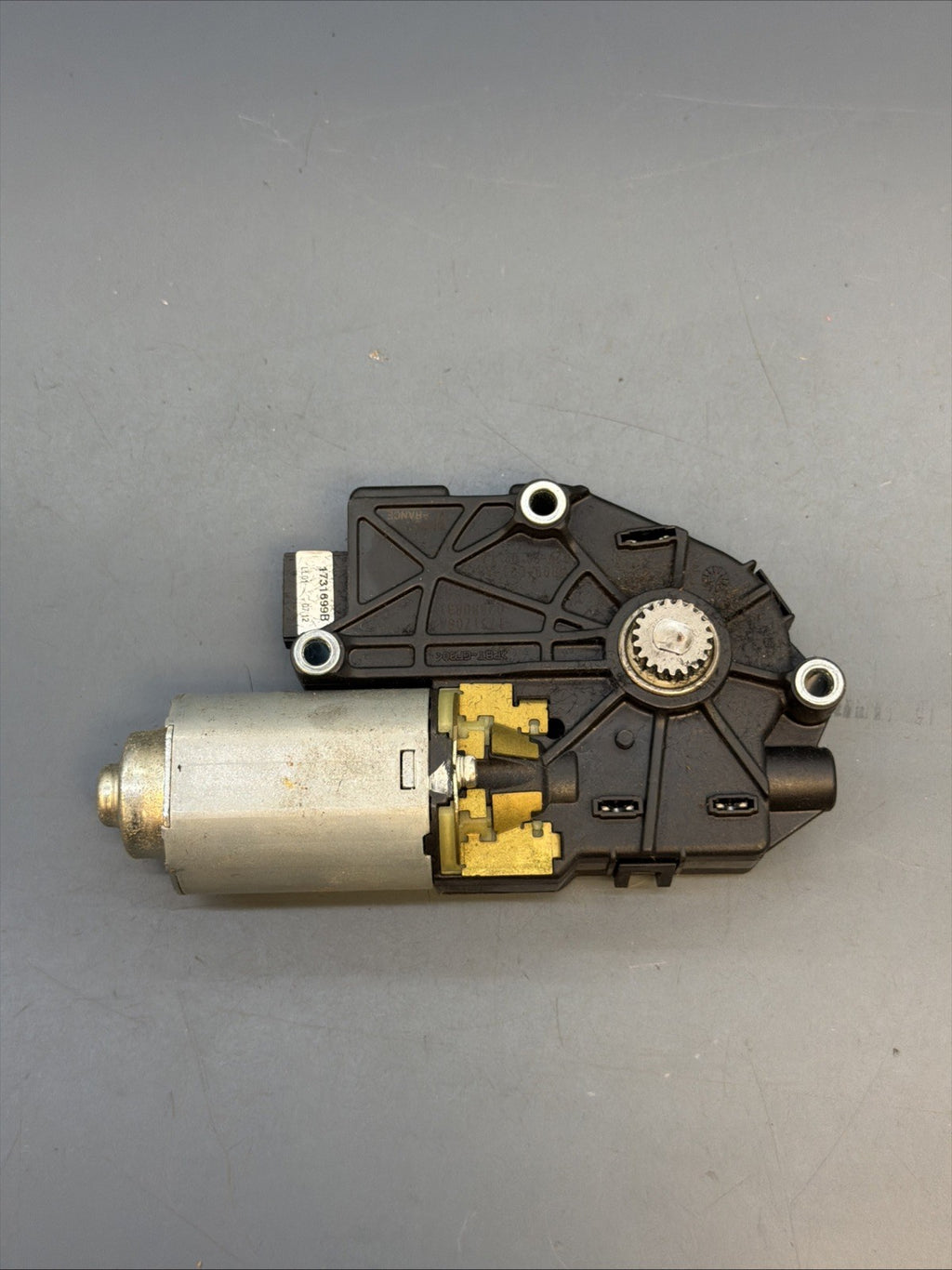 12-18 BMW 3-Series 320i 330i 340i 328i 335i F30 F31 Sun Roof Motor Drive 7316536
