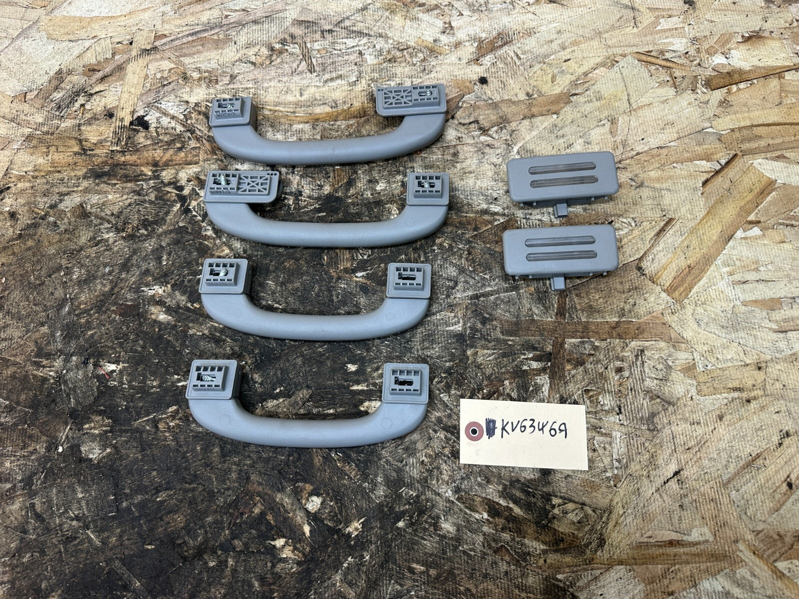 BMW 2006-2012 E90 E9X GRAY GRAB HANDEL SET W READING LIGHTS OEM 7033659