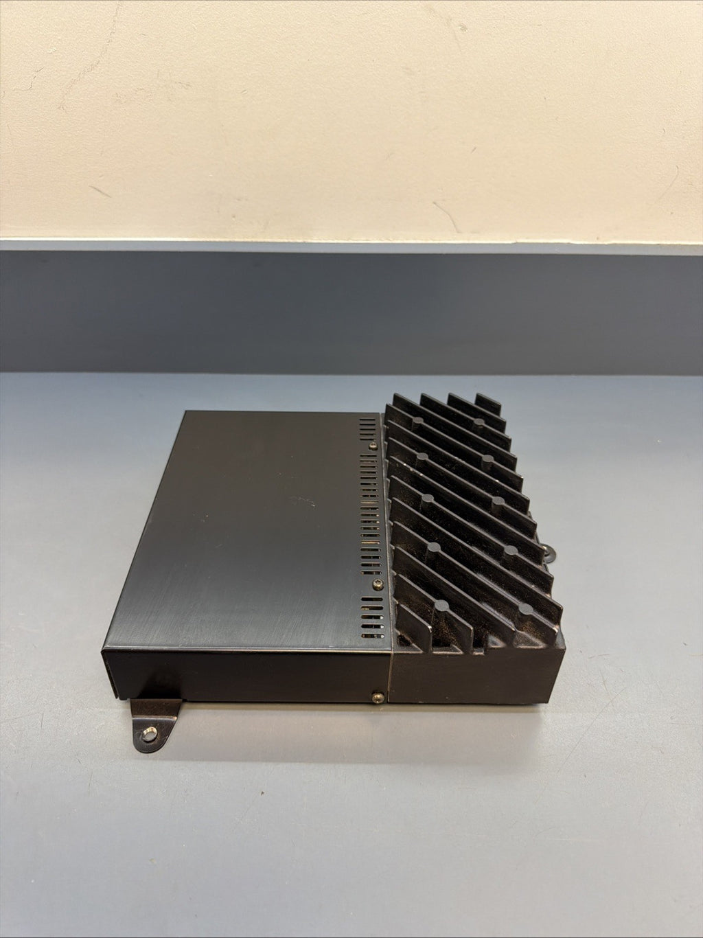 BMW 99-06 E46 3 SERIES LEAR STERIO RADIO AUDIO AMPLIFIER AMP OEM 8383871