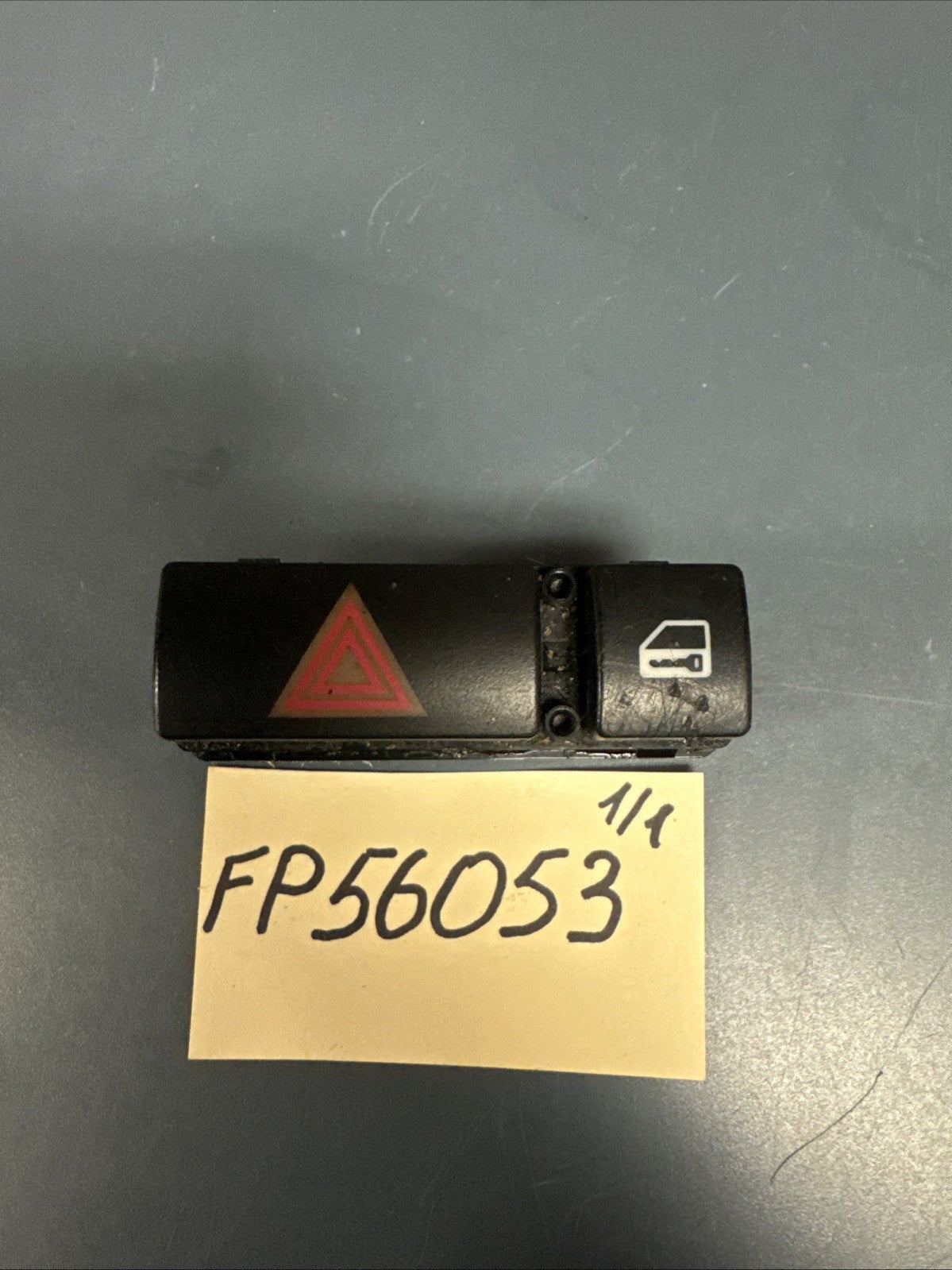 99-06 BMW E53 X5 E46 3 Series Hazard Locking Switch OEM 8368920