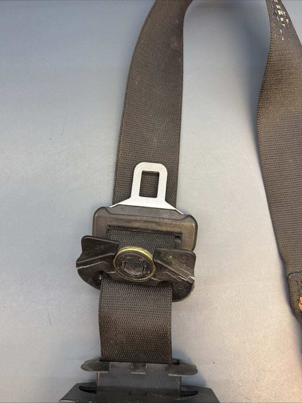 OEM FRONT RIGHT SEAT BELT RETRACTOR FOR 1997 1998 1999 2000 BMW 540I 566172801