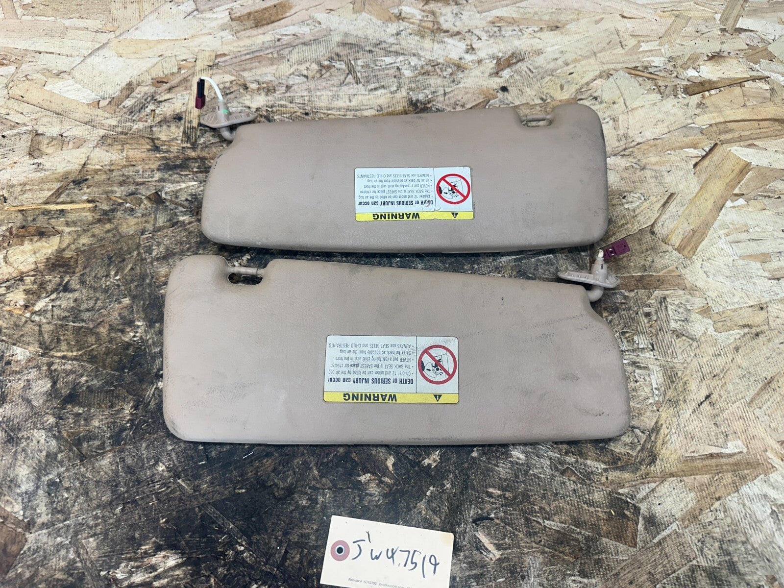 BMW 1999-2006 E46 BEIGE/TAN SUN VISOR SET 2PC OEM 8215543+8215542