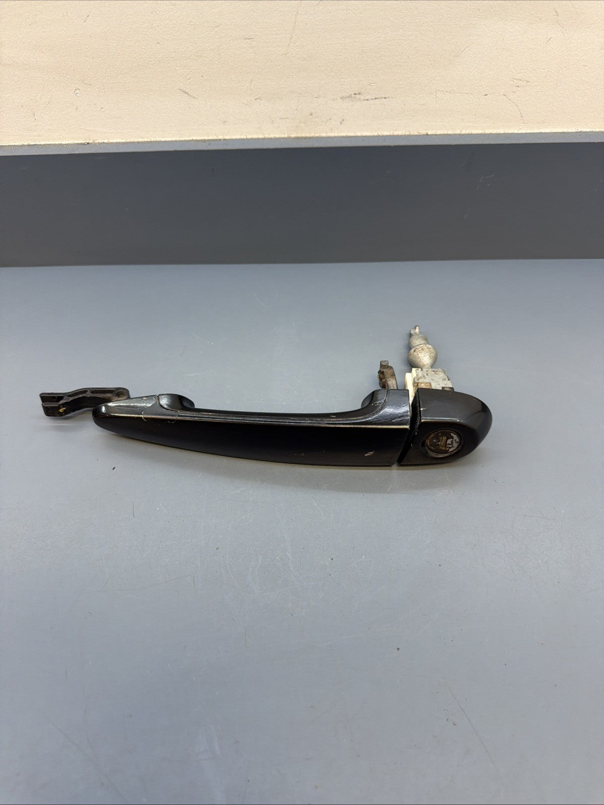 07-13 BMW E92 3-SERIES DRIVER LEFT SIDE DOOR HANDLE  BLACK