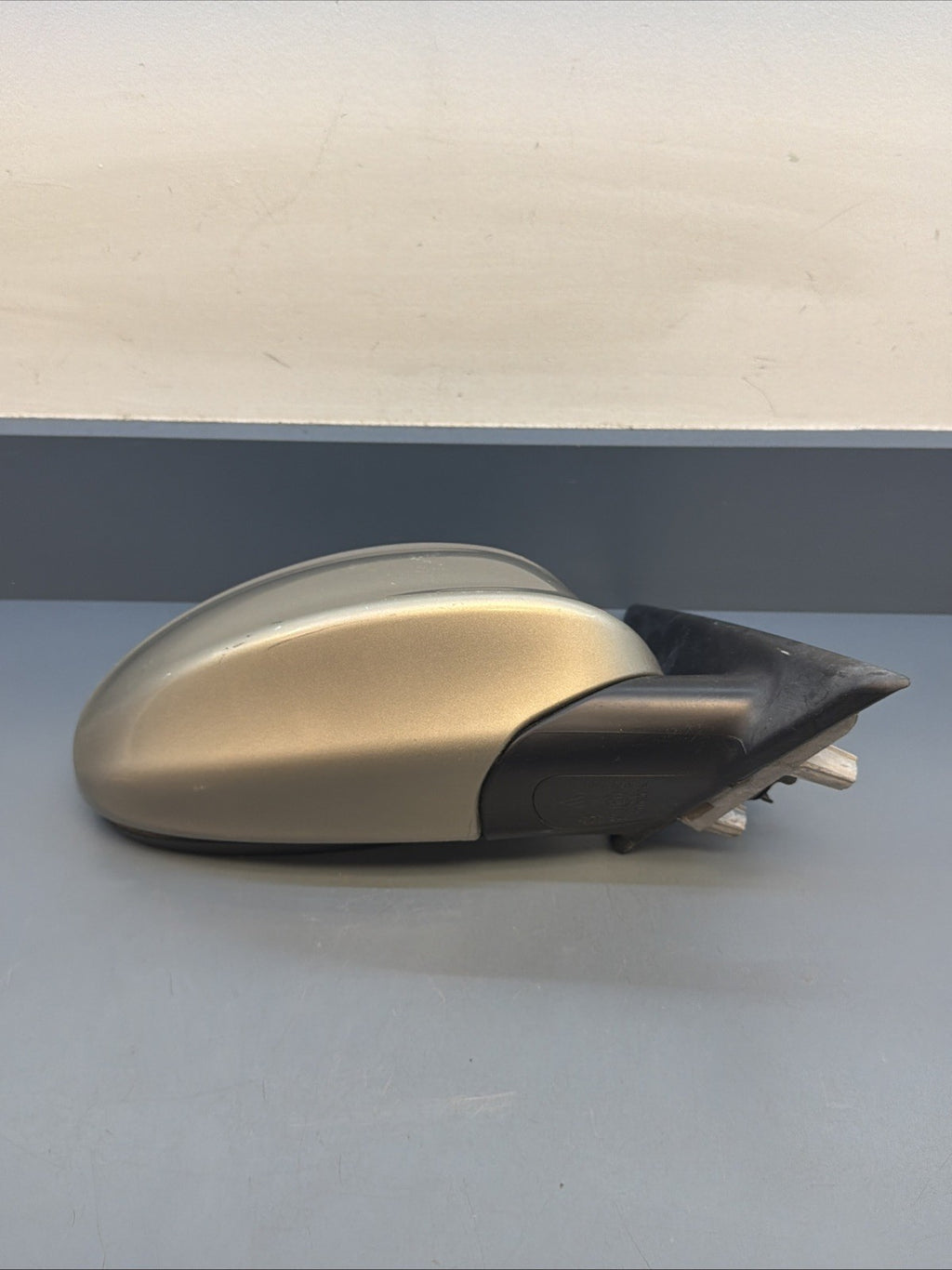 2007-2008 BMW E90 Front Right Passenger Side Door Rear View Mirror 7075626 OEM
