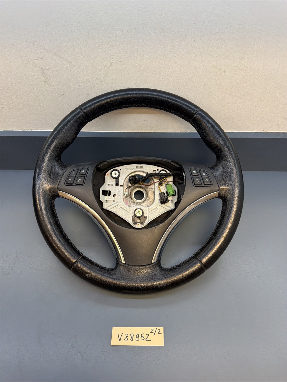 07-10 BMW 328i E90 E91 E92 Steering Wheel w/ Multifunctional Switch 6769894 OEM
