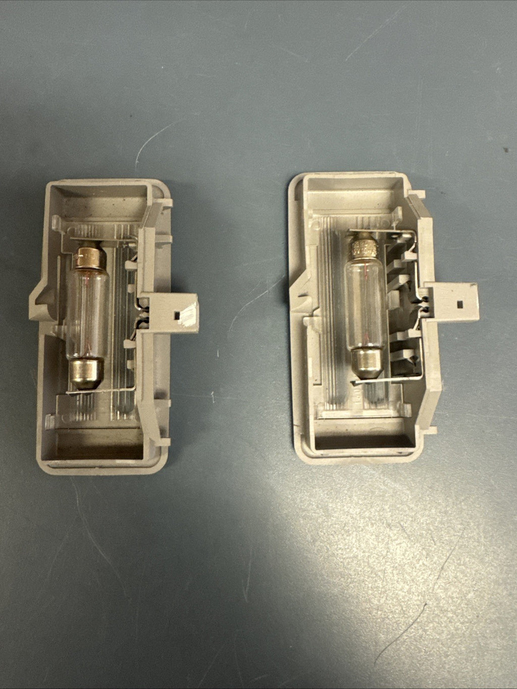 2005 - 2011 BMW E90 E91 E92 325i 328i Roof Lights Pair Vanity Lights LED 6962011