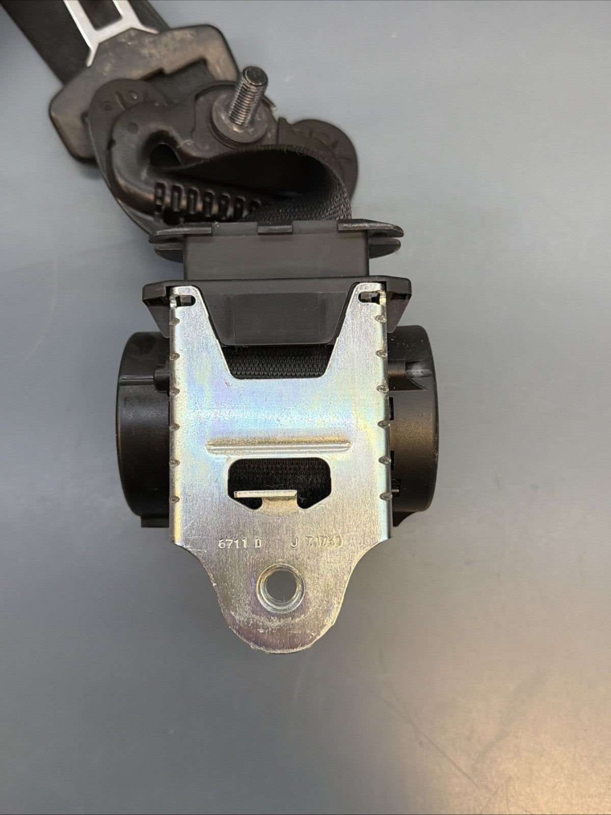 04-10 BMW E60 535i Front Right Passenger Seat Belt Retractor 603404600 OEM