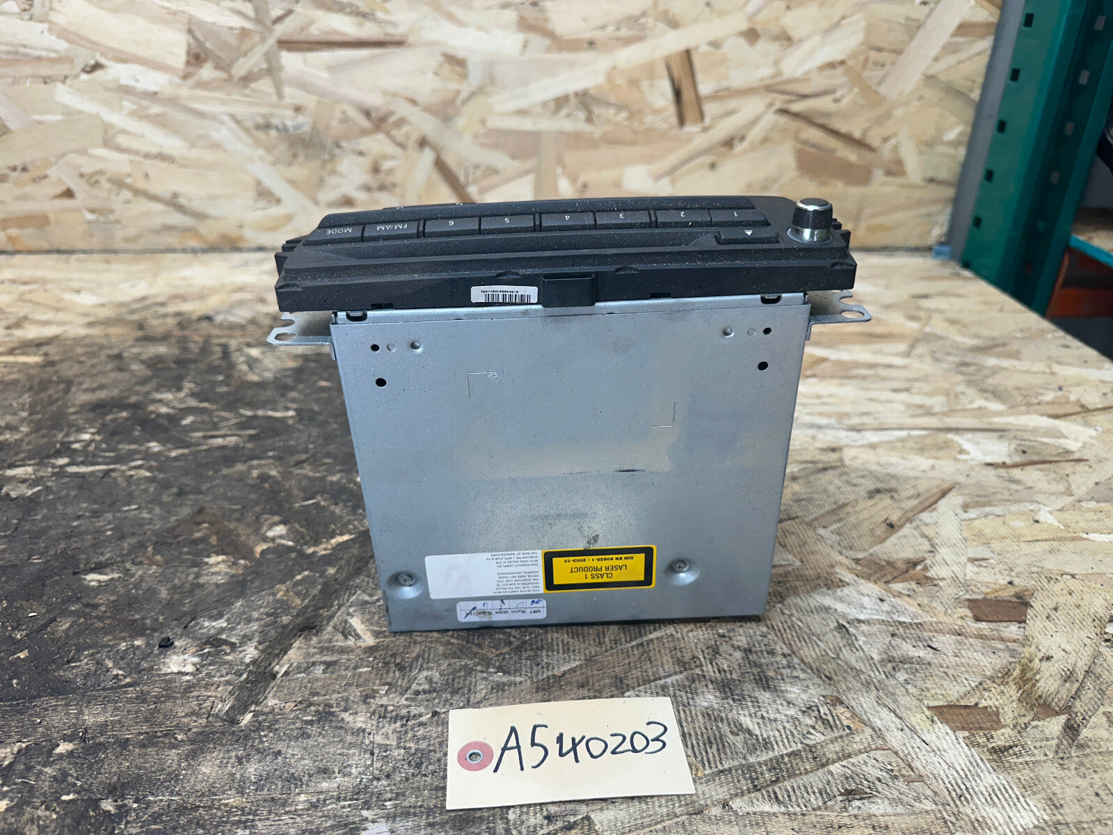 BMW 2006-2012 E90 3 SERIES FRONT NAVIGATION RADIO CD PLAYER OEM 9202828