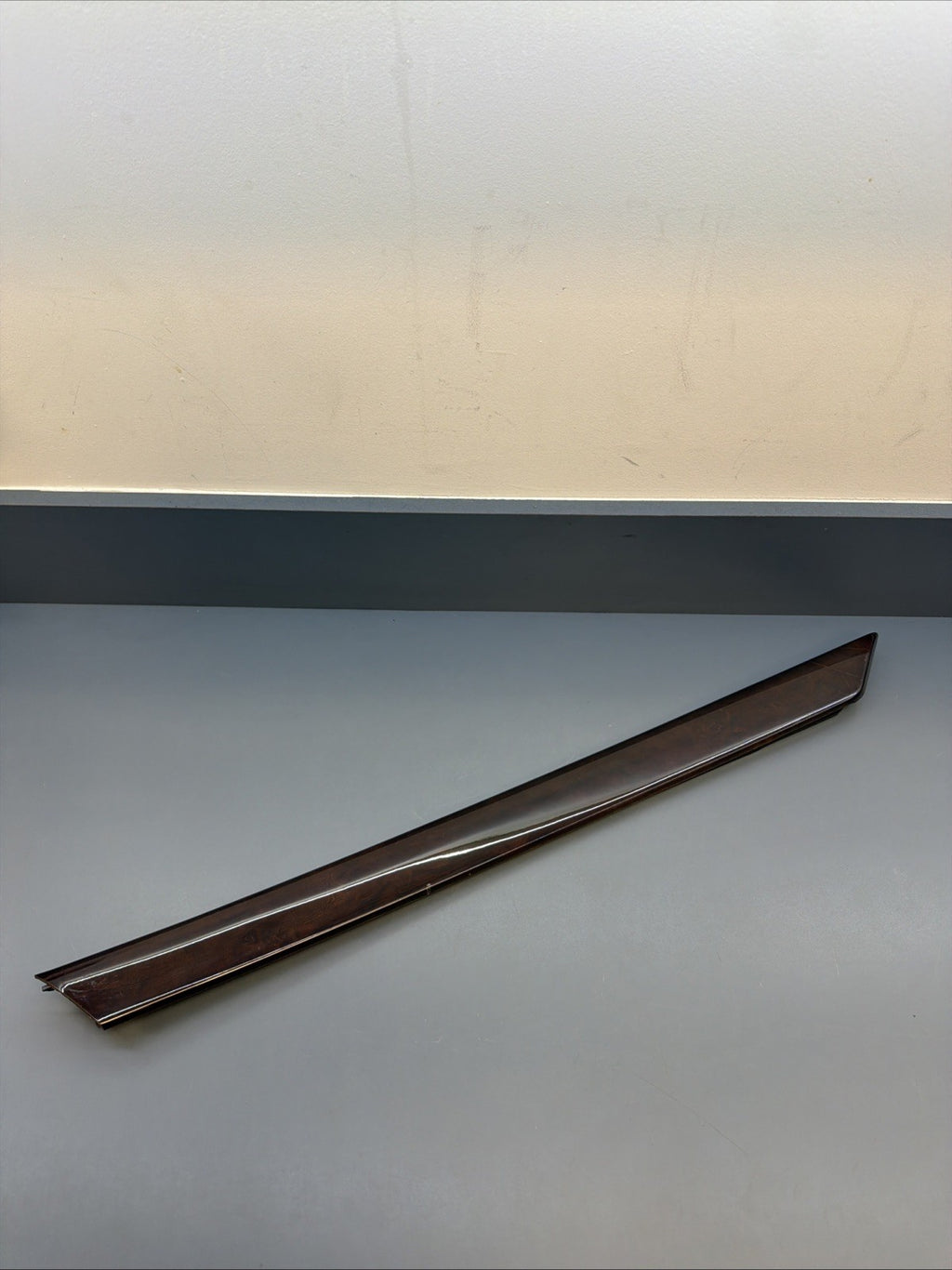 99-06 BMW E46 SEDAN REAR RIGHT Interior Door Panel Trim Moulding OEM 8200754