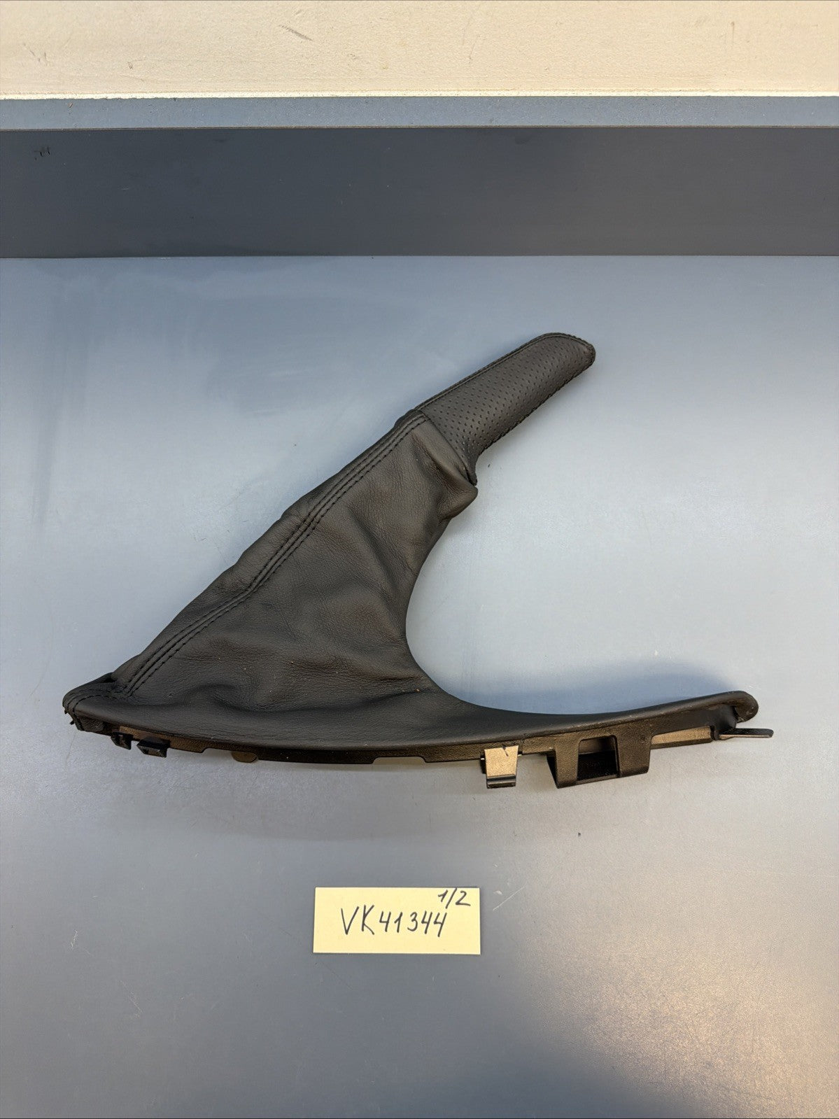 08-13 OEM BMW E88 E82 128 135 Boot Hand Brake Handle Perforated Leather Black