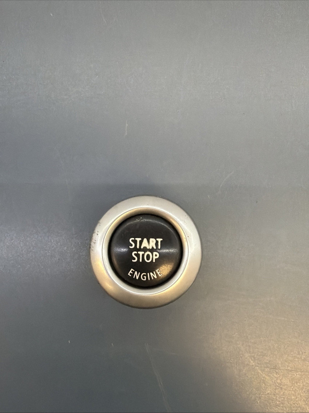 08-10 BMW E60 E63 535I ENGINE PUSH TO START ON OFF BUTTON SWITCH 9110359