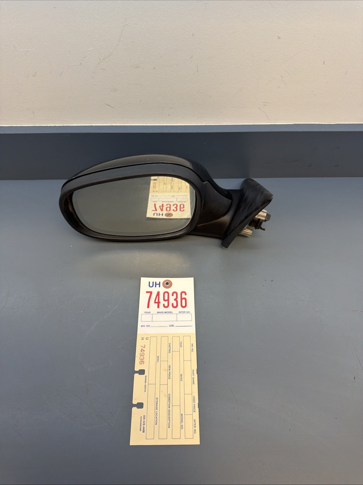 2009–2011 BMW 335i E90 Front Driver Side Mirror OEM 7182695