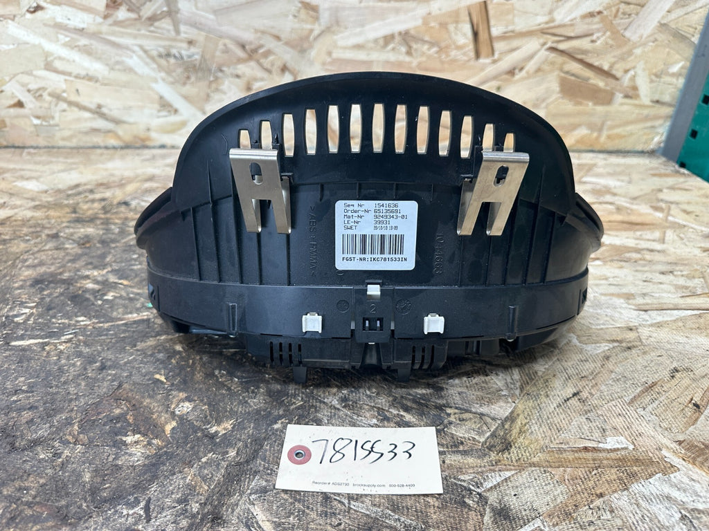 BMW 10-13 F10 5 SERIES SPEEDOMETER INSTRUMET GAUGE CLUSTER MPH 135k MI 9249343