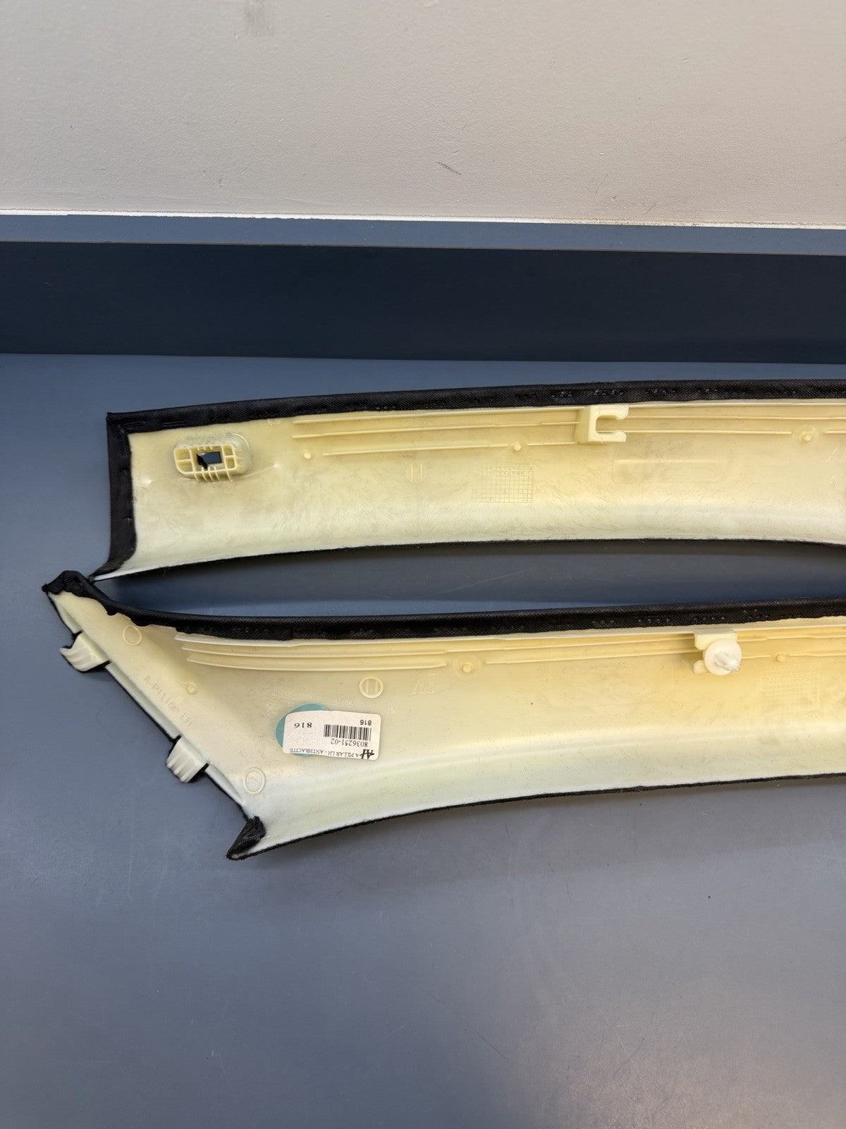 BMW E90 335xi Series 4dr Front Left & Right A Pillar Cloth Trim 7058332 7058331