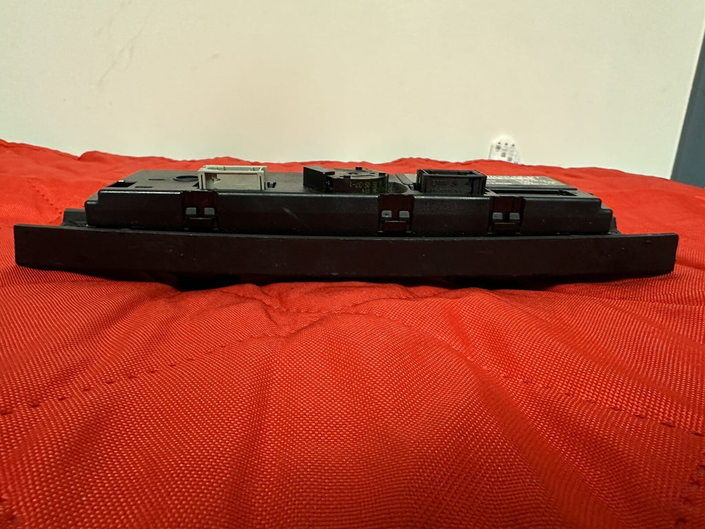 06-11 BMW E90 E91 3-SERIES CLIMATE CONTROL A/C HEATER CONTROL UNIT OEM 6983944