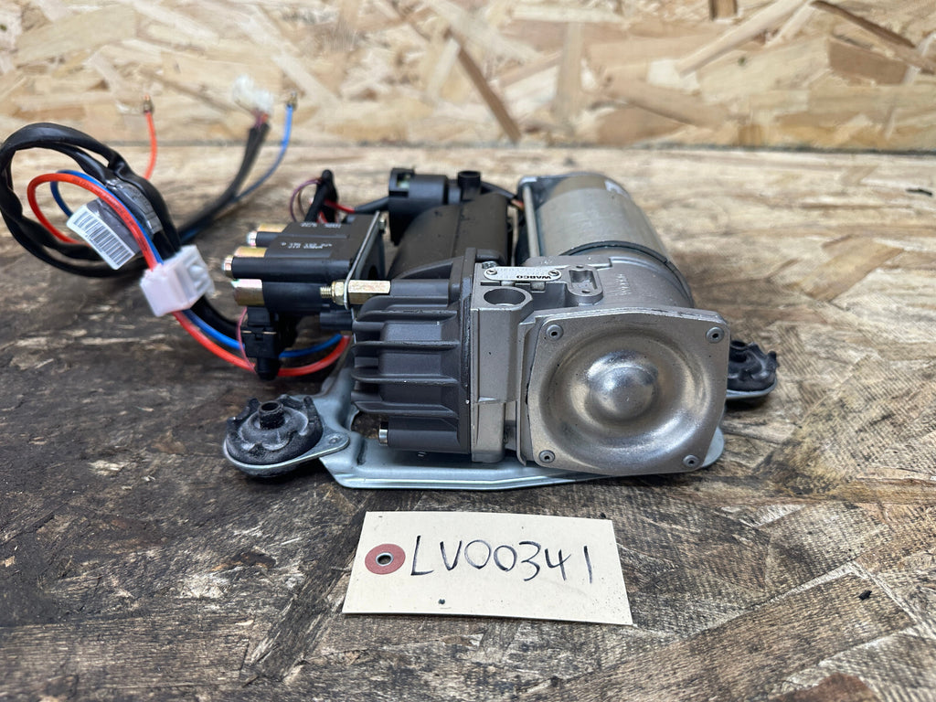 BMW 99-06 E53 X5 AIR SUSPENSION PUMP COMPRESSOR + CONTROL UNIT OEM 1082099