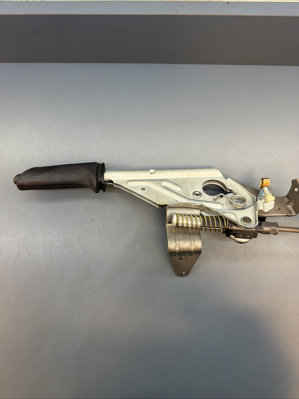 2012-2016 BMW 328I F30 - Emergency / Parking Brake Lever Assembly 6799101 OEM