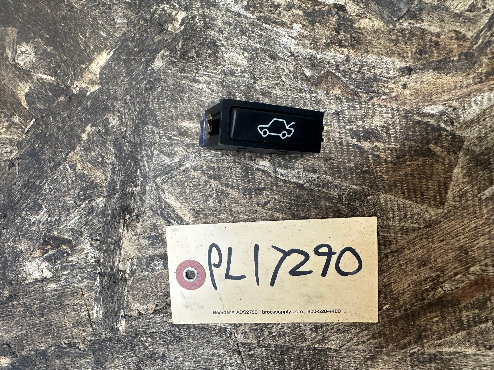 BMW 93-08 E46 E39 E38 E53 E85 3/5/7 SERIES X5 Z4 TRUNK UNLOCKING SWITCH 8365579