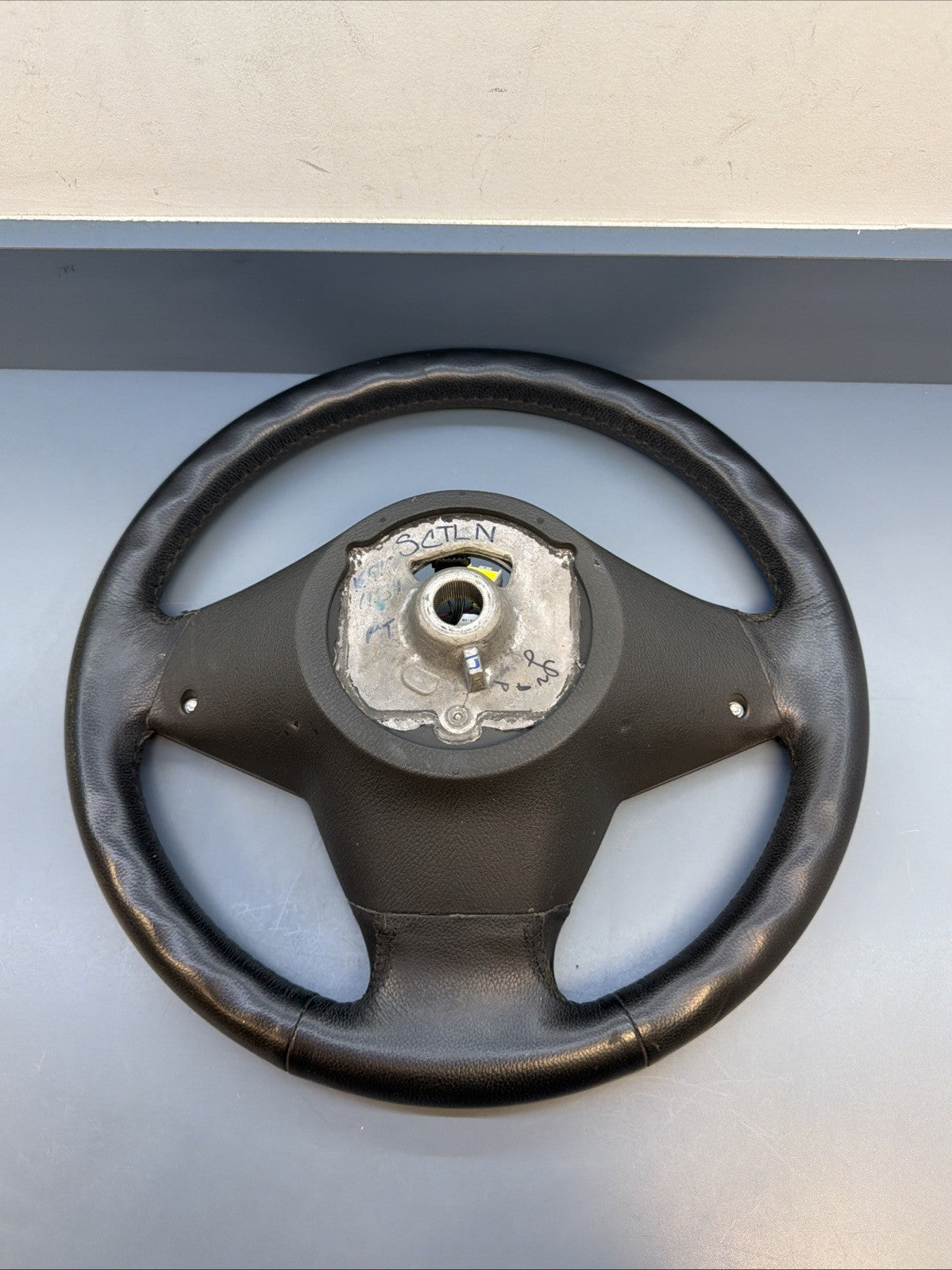 2011-2013 BMW X5 E70 XDRIVE35I FRONT LEFT STEERING WHEEL LEATHER BLACK HEATED