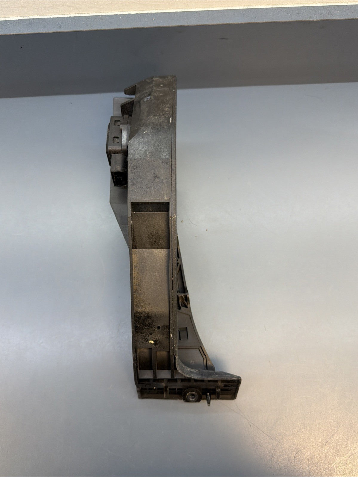 04-08 BMW E60 E63 E64 E65 E70 E83 E90 GAS FUEL ACCELERATOR FLOOR PEDAL 6772645