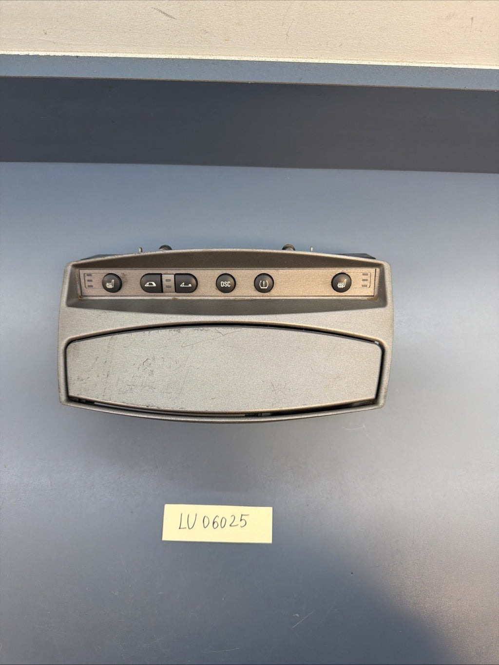 05-08 BMW E85 Z4 DASH CENTER CONSOLE ASH TRAY BUTTON SWITCH PANEL 7037227 OEM