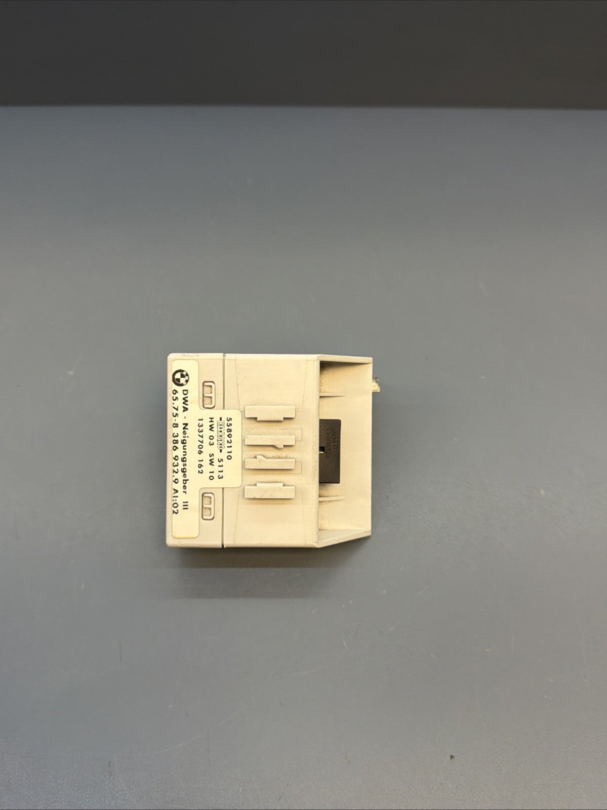 97-03 BMW E46 E39 SECURITY INCLINATION INDICATOR SENSOR MODULE OEM 8386932