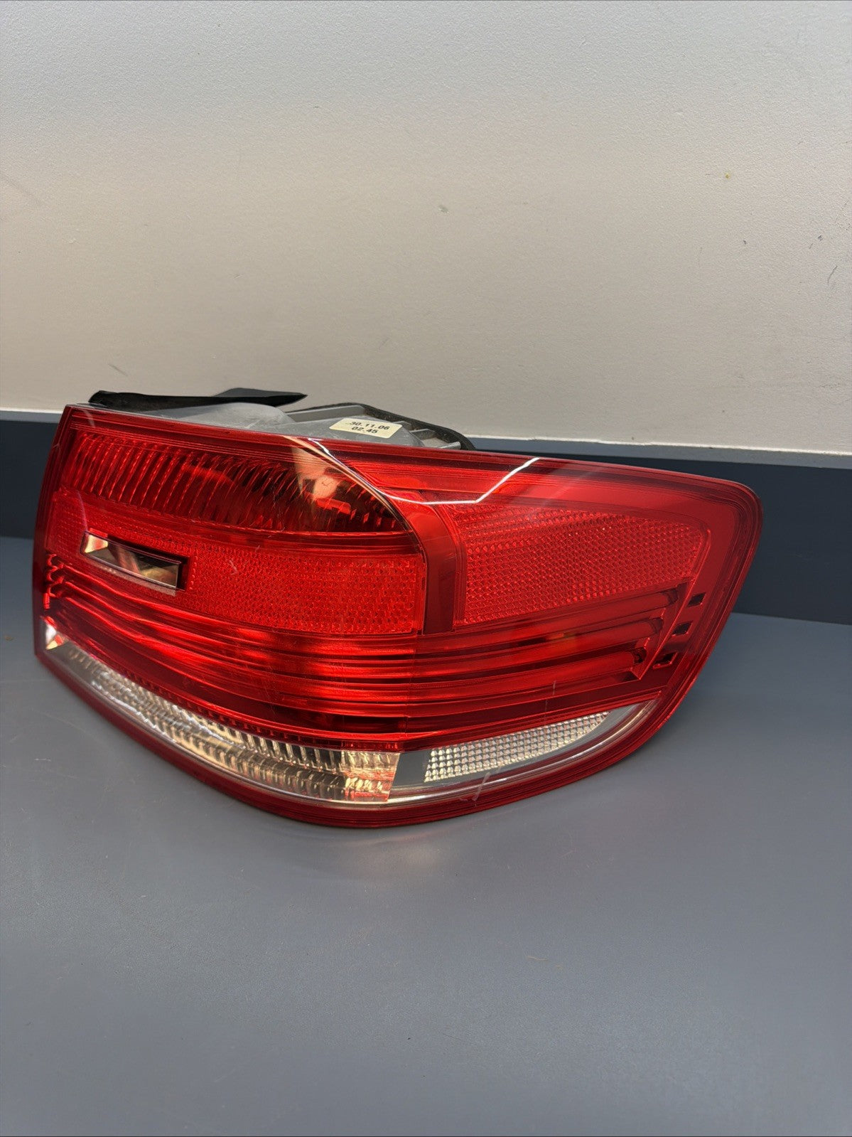 07-10 BMW E92 Tail Light Set Pre LCI Tail Light 7162300 7162299 7174403 7174404