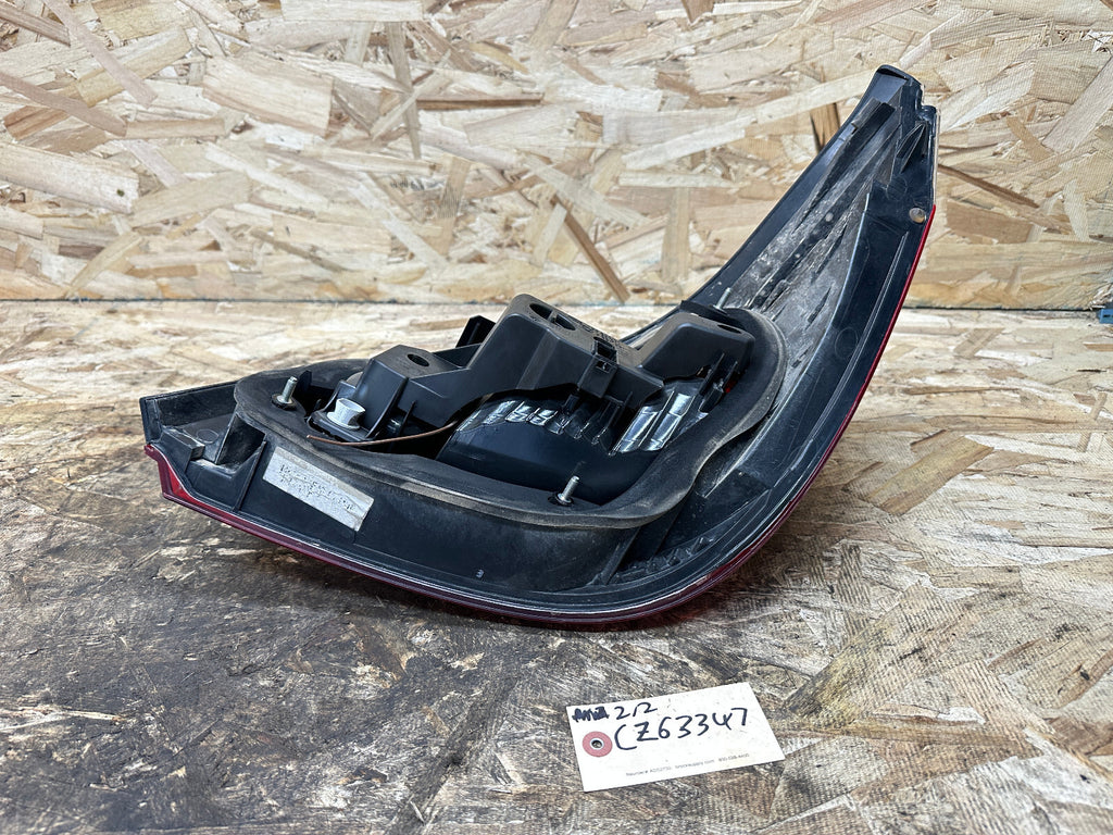 BMW 07-10 E60 5 SERIES LCI REAR LEFT DRIVER SIDE TAIL LIGHT OEM 7361881