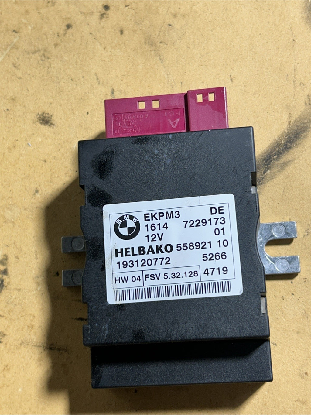 BMW 2006-2016 1/3/5/6 SERIES X1 X5 X6 Z4 FUEL PUMP CONTROL MODULE OEM 7229173