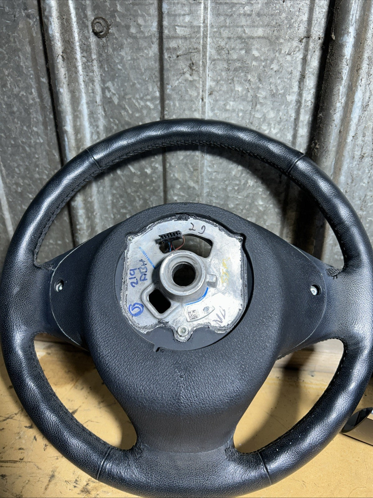 BMW 2011-2017 F25 X3 BLACK LETHER STEERING WHEEL+SWITCHES OEM 2406058