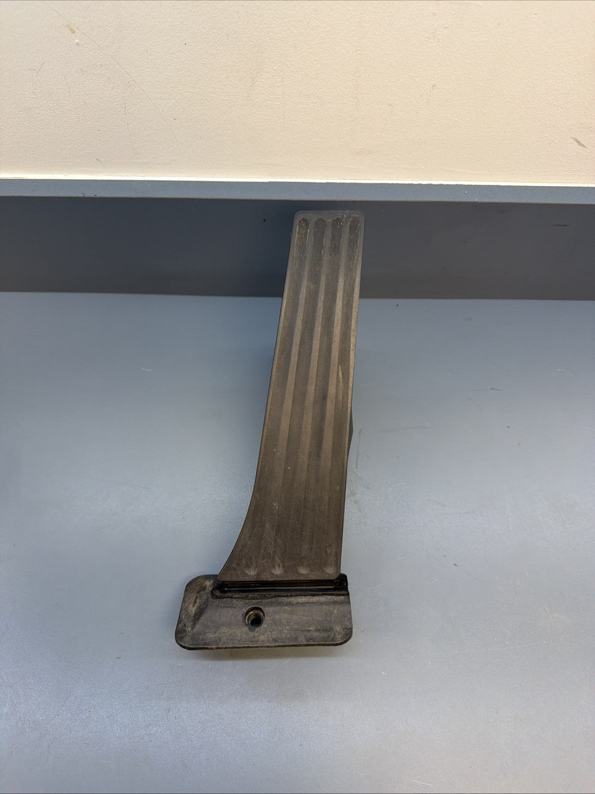 08-10 BMW E60 E61 528i 535i GAS PEDAL ACCELERATOR OEM 6788632