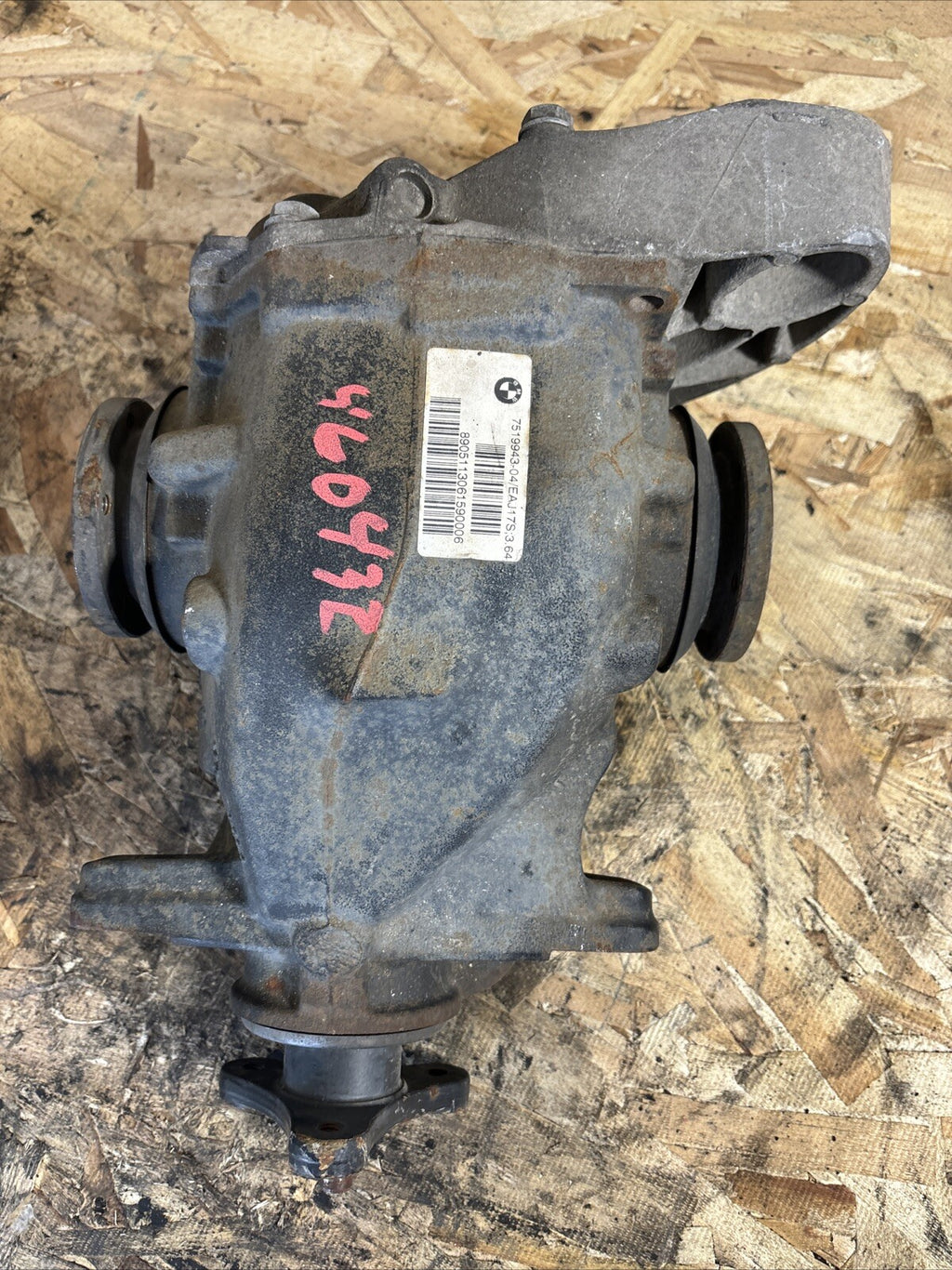 BMW E90 330 REAR DIFFERENTIAL 3 SERIES 3.64 FINAL DRIVE 7519943