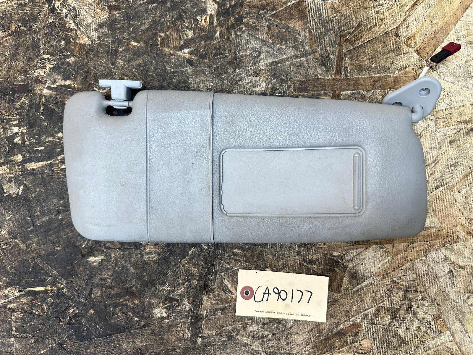 BMW 97-06 E46 3 SERIES RIGHT PASSANGER SIDE GRAY SUN VISOR OEM 68237644