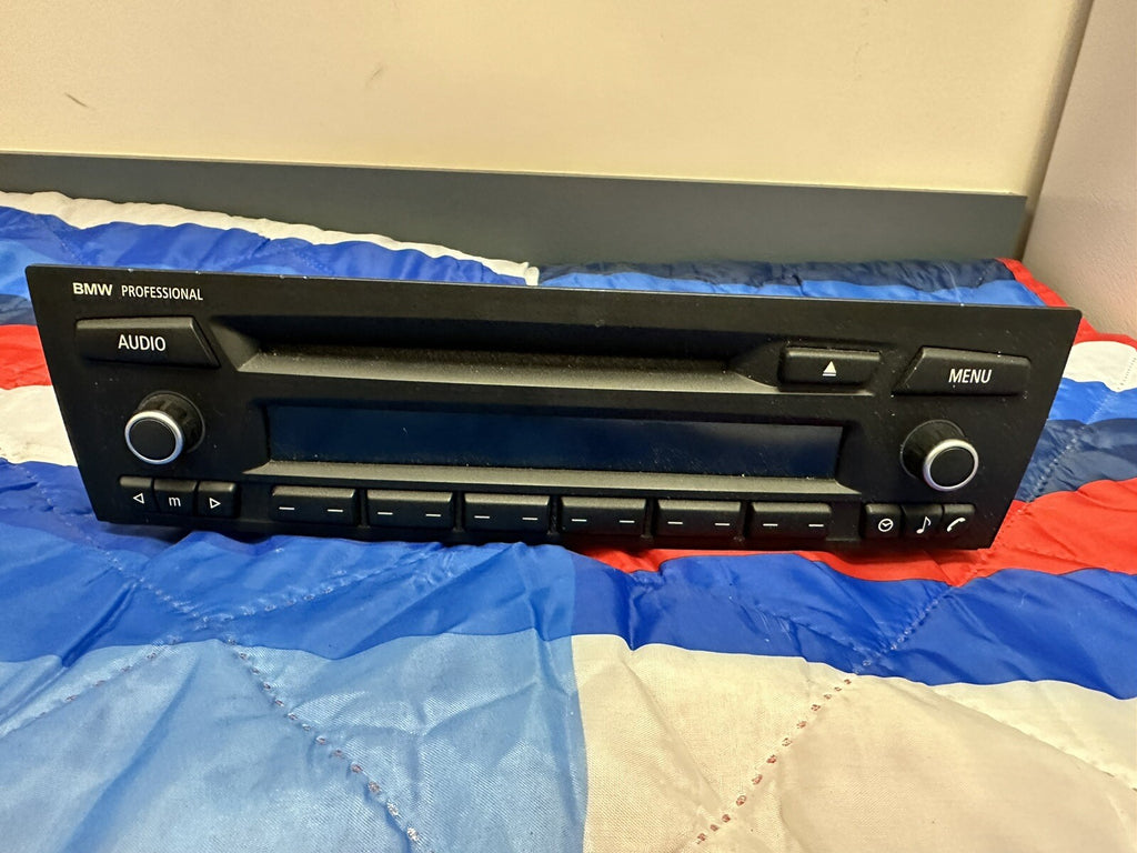 06 07 08 BMW 3 series 328i 330i 335i Professional Radio MP3 CD Player CD73 BM101