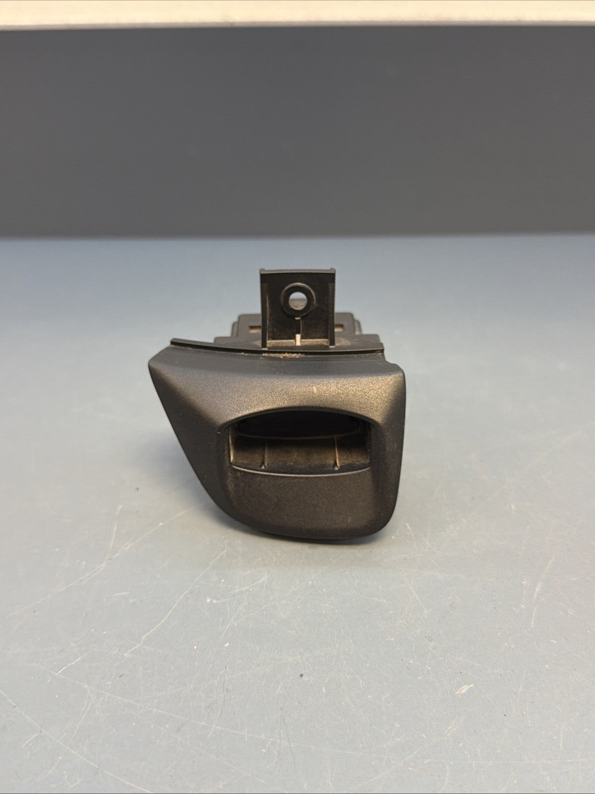 2009-2015 BMW X1 E84 Ignition Control Module 9194399