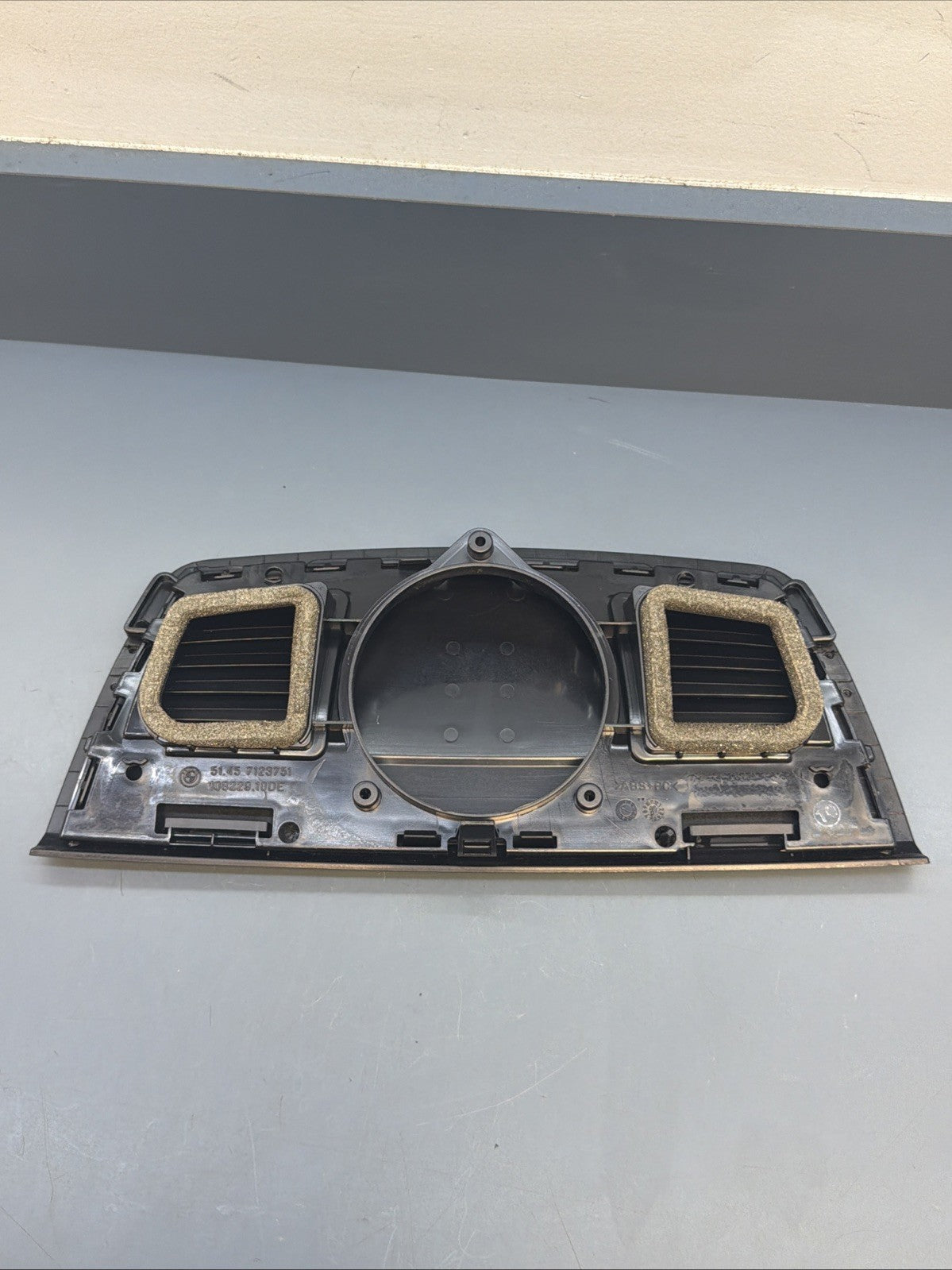 OEM BMW E90 E92 335i M3 Front Dash Panel Air Vent Cover & Frame 7130744 7123751