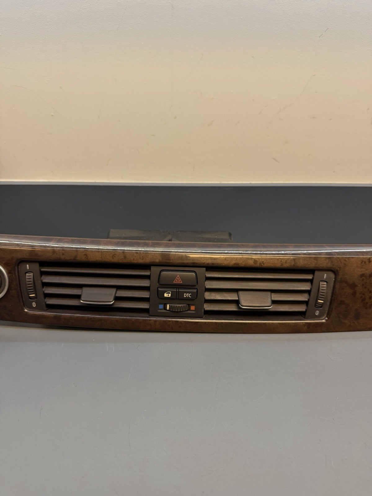 06-11 BMW E93 328i Dash Board Trim Panel Front Upper Center 7132851 OEM