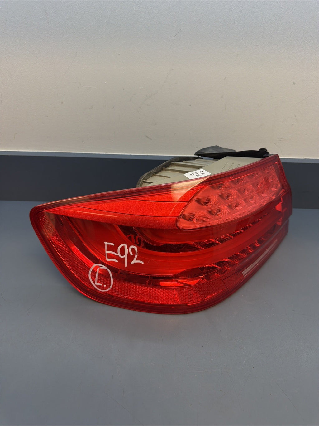 2011-2013 BMW 3 -SERIES E92 LEFT SIDE LH OUTER LED LCI TAILLIGHT OEM 7251959