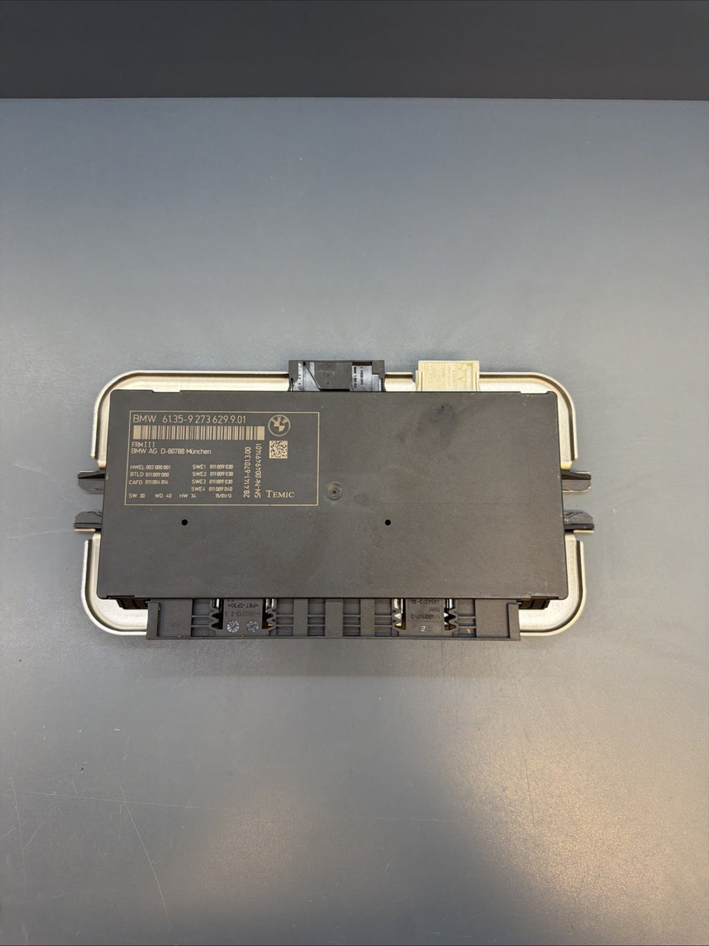 11-16 BMW F07 F10 528 535 M5 FRM3 FOOTWELL BODY LIGHT CONTROL MODULE 9273629 OEM