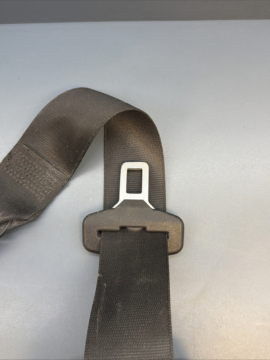 OEM REAR RIGHT SEAT BELT RETRACTOR 2008 2009 2010-2013 BMW 328i 330i 608201000A