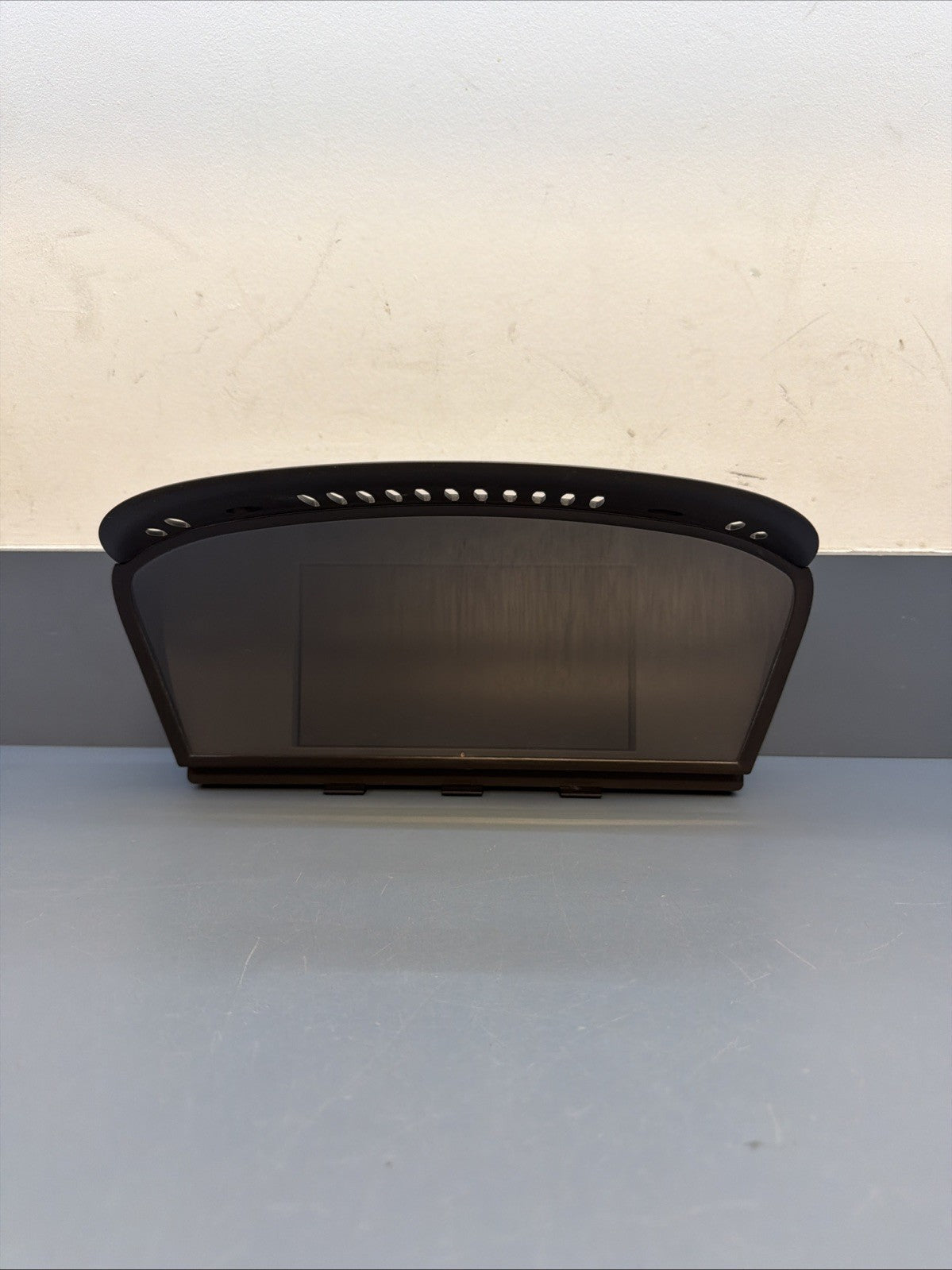 04-10 BMW E60 530i 525i 525xi Dash Center Navigation Screen Monitor 6938109