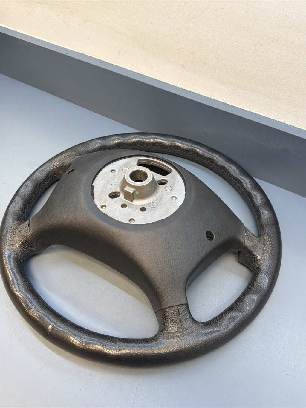 99-06 BMW OEM 330XI STEERING WHEEL W/O CONTROL SWITCHES LEATHER BLACK OEM