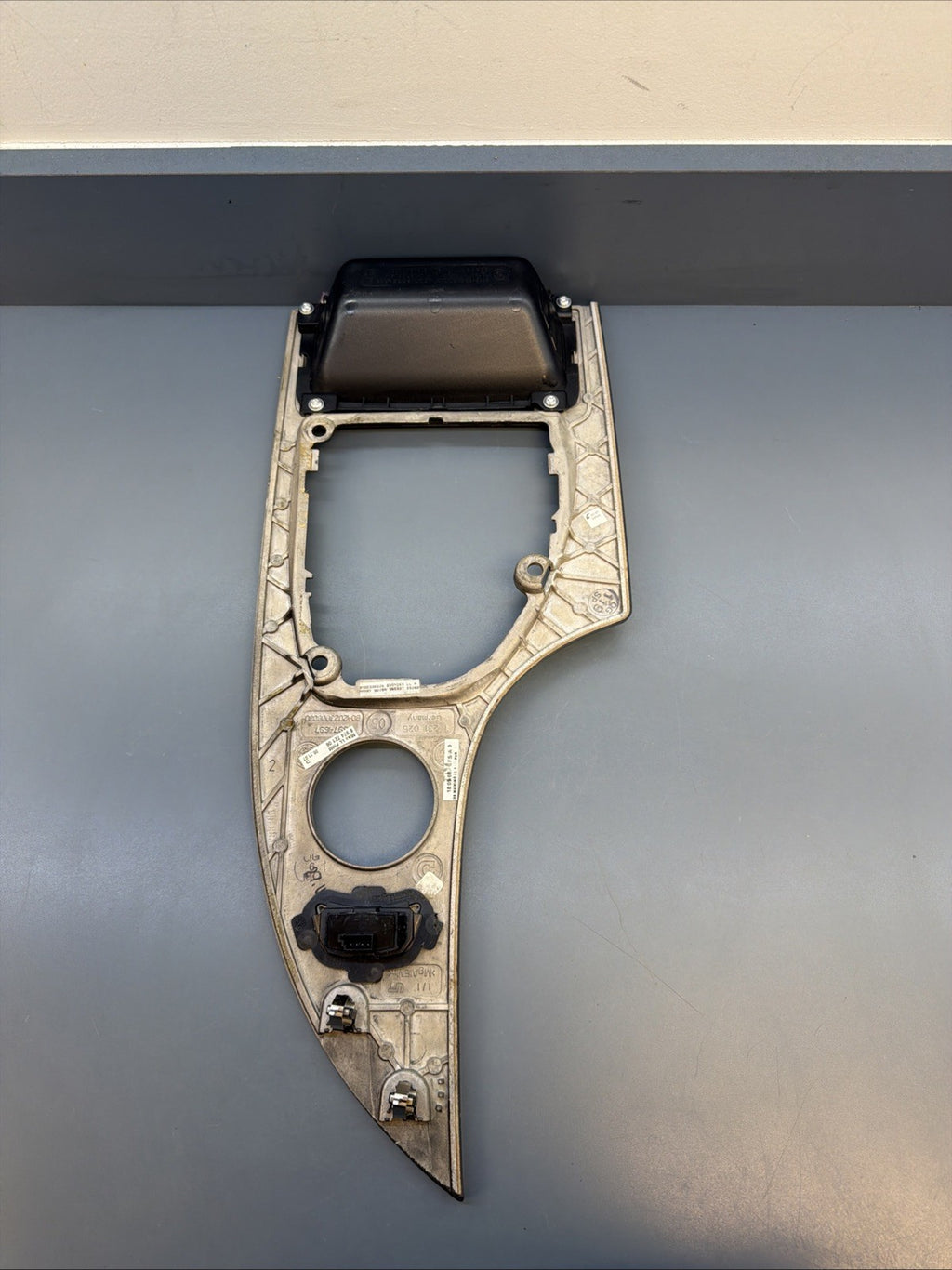 08-10 BMW E60 E61 5-SERIES FRONT CENTER CONSOLE SHIFTER TRIM COVER 6974721 OEM