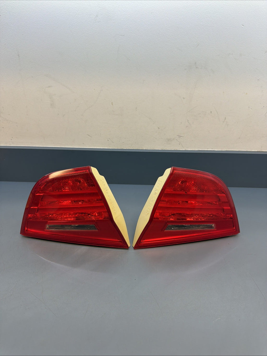 09-11 BMW E90 SEDAN LCI Rear Left Right Inner Tail Light Set OEM 7154155 7154156