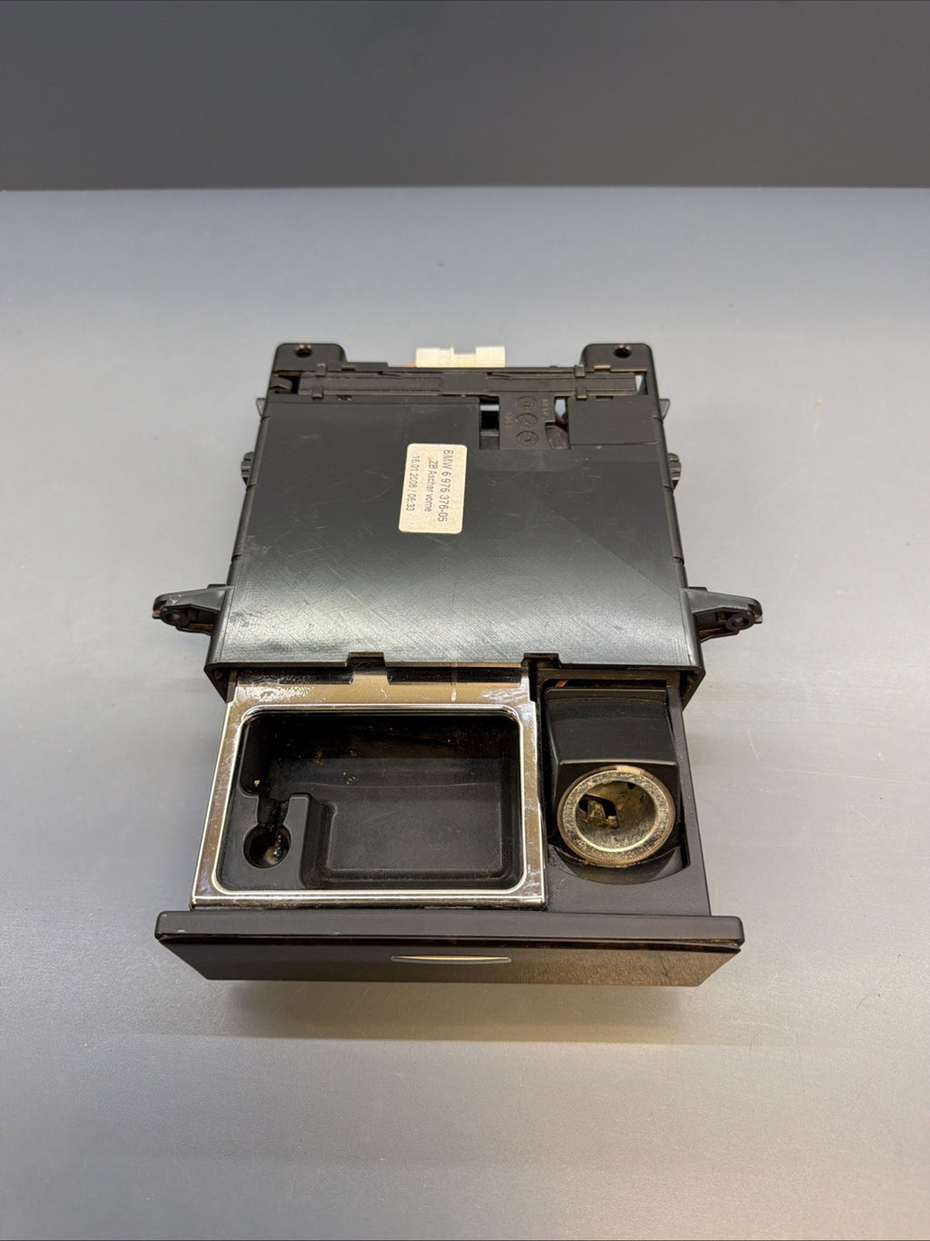 08-10 BMW 5 SERIES E60 FRONT CENTER CONSOLE ASHTRAY STORAGE 6976376 OEM