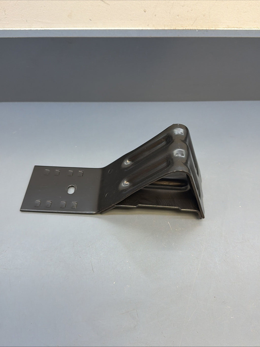 BMW E46 E39 Wheel Chock Trunk Tool w Nut OEM 99-10 323 325 328 330 M3 X3 Z4 X5