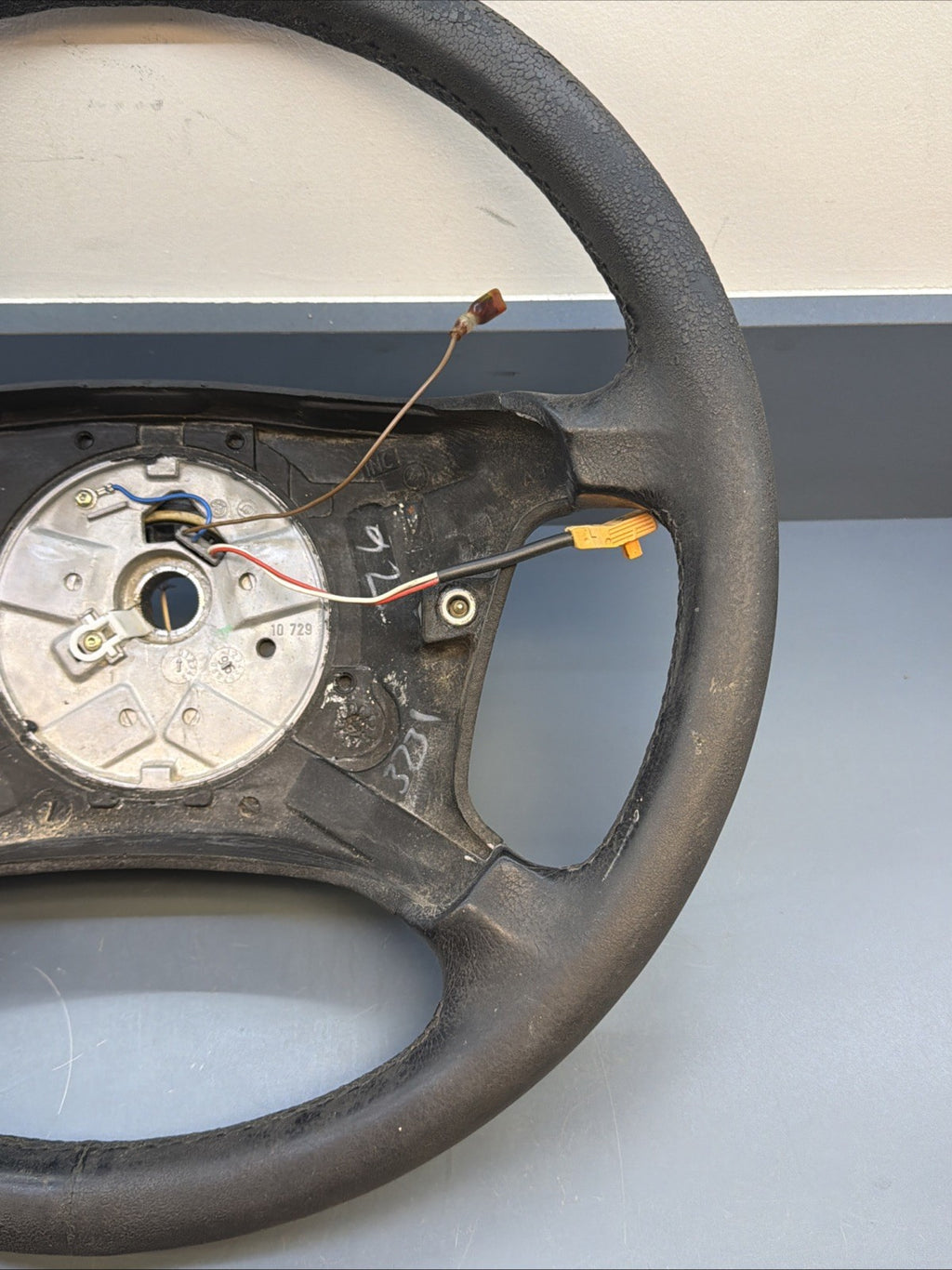 95-99 BMW E36 3-Series Z3 Factory 4-Spoke Standard Leather Steering Wheel OEM