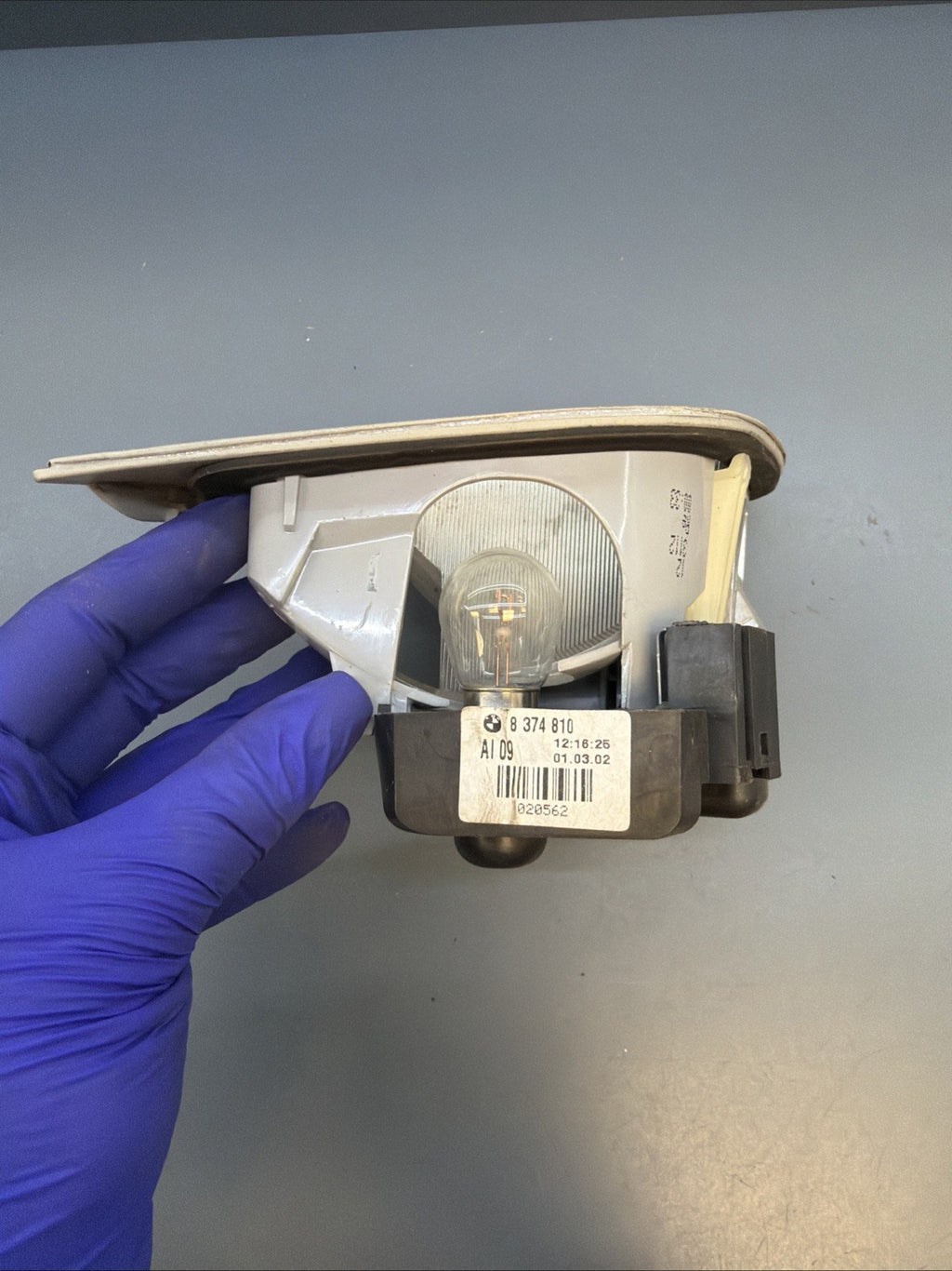 2001-2006 BMW 325i 330i M3 Right Tail Light Bulb Carrier 63218374810 OEM