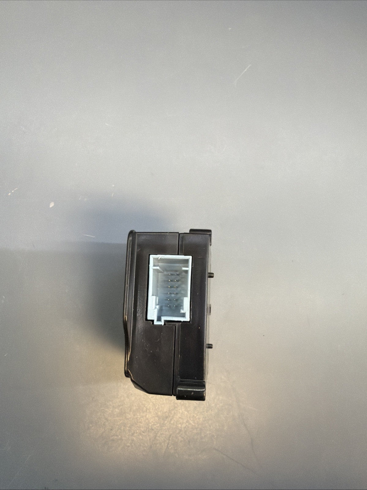 BMW 2007-2013 E93 CONVERTIBLE SAFETY SENSOR CONTROL MODULE UNIT OEM 72117266429
